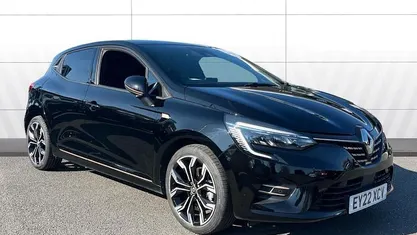 Used Renault Clio V SE 140 HP (102 kW) 2022 Black Hatchback