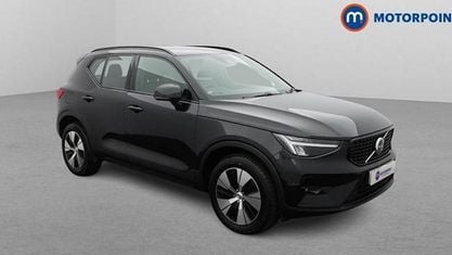 Second-hand Volvo XC40 Plus 211 CP (155 kW) 2022 Negru SUV