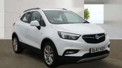 Used Vauxhall Mokka Active 116 HP (85 kW) 2017 White SUV