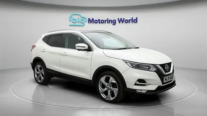 White Used 2019 Nissan Qashqai S SUV | £11,800 (Fair price)