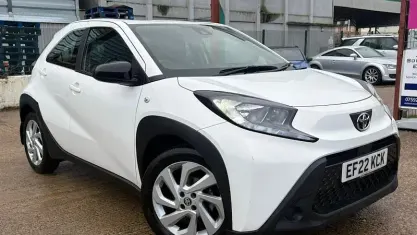 Second-hand Toyota Aygo X PURE 72 CP (52 kW) 2025 SUV