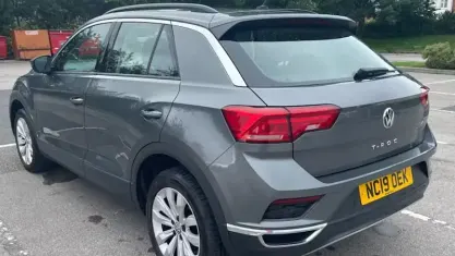Used VW T-Roc SE 116 HP (85 kW) 2019 Grey SUV