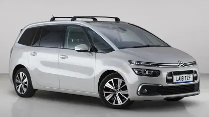 Used Citroën C4 SpaceTourer Flair 120 HP (88 kW) 2017 MPV
