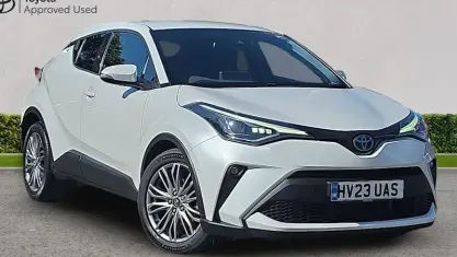 Used Toyota C-HR 122 HP (89 kW) 2023 White SUV