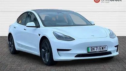Used 2021 Tesla Model 3 Standard Range Sedan | £14,400 (Fair price)