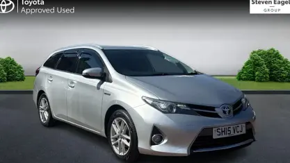 Used Toyota Auris Touring Sports 136 HP (100 kW) 2014 Silver Estate