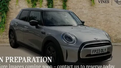 Used Mini Cooper Classic 136 HP (100 kW) 2022 Silver Hatchback
