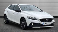 Used 2015 Volvo V40 CC Estate | £7,690 (Fair price)