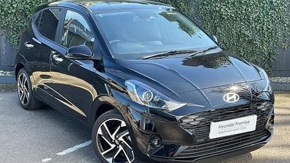 Nuevo Hyundai i10 Premium 79 CV (58 kW) 2025 Negro Utilitario