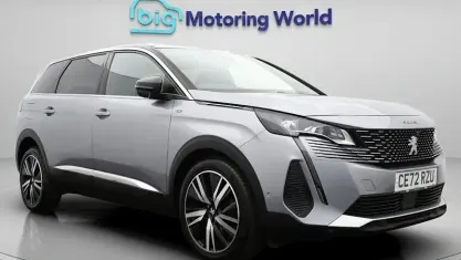 Używany Peugeot 5008 Premium 131 KM (96 kW) 2022 SUV