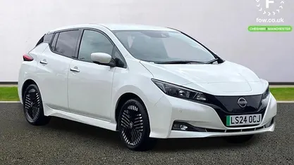 Used Nissan Leaf N-Connecta 110 kW (150 HP) 2024 White Hatchback