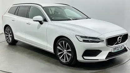Used Volvo V60 Momentum 197 HP (144 kW) 2021 White Estate