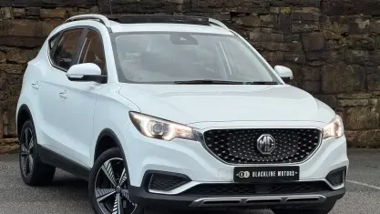 Used MG ZS Exclusive 105 kW (143 HP) 2021 White Hatchback