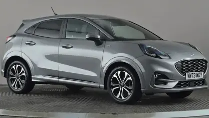 Używany Ford Puma ST-Line 125 KM (91 kW) 2023 Srebrny SUV