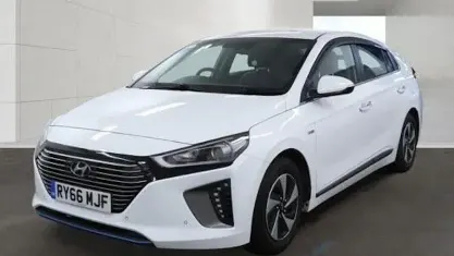 Used Hyundai Ioniq Premium SE 141 HP (103 kW) 2019 Hatchback