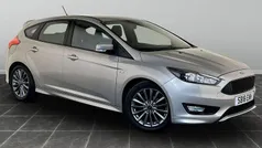 Silver Used 2017 Ford Focus ST-Line Hatchback | £9,995 (Fair price)