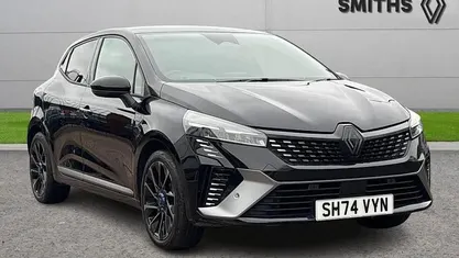 Used Renault Clio V Esprit Alpine 143 HP (105 kW) 2024 Diamond black Hatchback