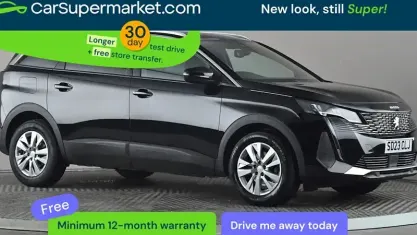 Używany Peugeot 5008 Allure+ 131 KM (96 kW) 2023 Czarny SUV