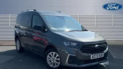 Usado Ford Tourneo Titanium 122 CV (89 kW) 2026 Familiar
