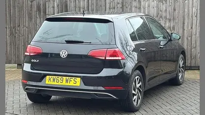 Used 2019 VW Golf VII Match Hatchback | £14,999 (Fair price)