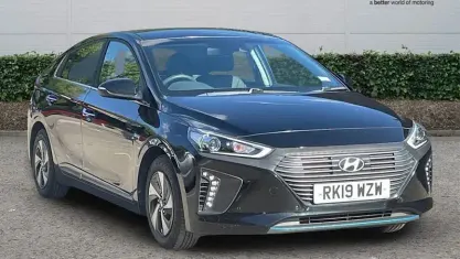 Used Hyundai Ioniq Premium SE 141 HP (103 kW) 2019 Black Hatchback