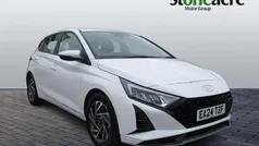White Used 2024 Hyundai i20 Advanced Hatchback | £15,295 (Fair price)