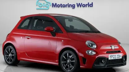 Begagnad Abarth 595 147 HK (108 kW) 2022 Röd Halvkombi