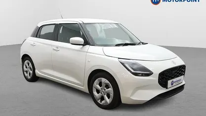Used Suzuki Swift 82 HP (60 kW) 2025 White Hatchback