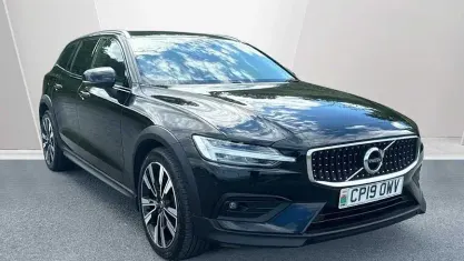 Second-hand Volvo V60 CC 190 CP (139 kW) 2019 Break