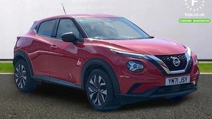 Używany Nissan Juke Acenta 114 KM (83 kW) 2022 Czerwony SUV