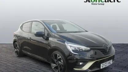 Used Renault Clio Engineered 145 HP (106 kW) 2022 Black Hatchback