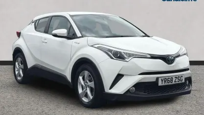 Used Toyota C-HR 122 HP (89 kW) 2018 White SUV