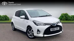 Used 2015 Toyota Yaris Hybrid Hatchback | £9,225 (Fair price)