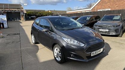 Używany Ford Fiesta Zetec 82 KM (60 kW) 2017 Hatchback