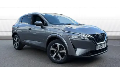 Used Nissan Qashqai N-Connecta 140 HP (102 kW) 2022 Grey SUV