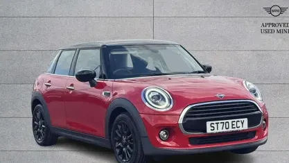 Used Mini Cooper Classic 136 HP (100 kW) 2020 Red Hatchback