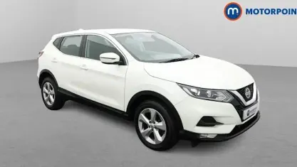 Used Nissan Qashqai Acenta Premium 160 HP (117 kW) 2020 White SUV