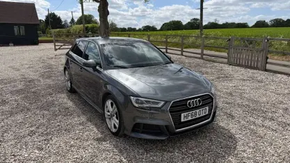 Second-hand Audi A3 Sportback S-Line 150 CP (110 kW) 2018 Hatchback