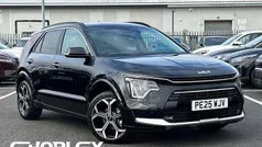 Used 2025 Kia Niro SUV | £27,862 (Fair price)