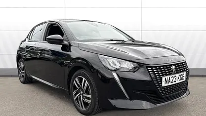 Used Peugeot 208 Allure+ 102 HP (75 kW) 2023 Hatchback