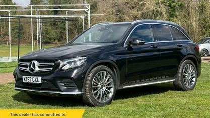 Usado Mercedes GLC350 AMG line 258 HP (189 kW) 2017 Preto Carrinha