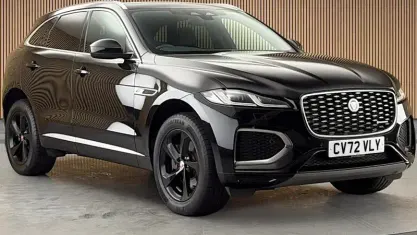 Used Jaguar F-Pace R-Dynamic 204 HP (150 kW) 2022 Santorini black SUV