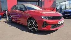 Red Used 2024 Vauxhall Astra Ultimate Hatchback | £20,995 (Fair price)