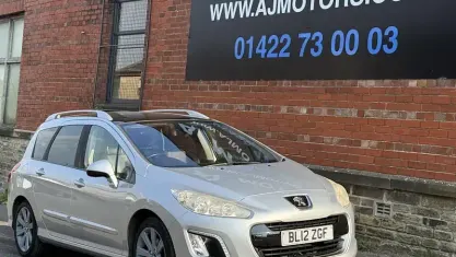 Used Peugeot 308 Allure 150 HP (110 kW) 2012 Silver Estate