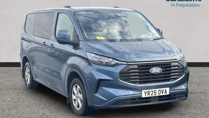 Used Ford Transit Custom Trend 136 HP (100 kW) 2025 Chrome blue Van