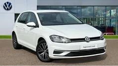 Used 2017 VW Golf VII SE Hatchback | £12,357 (Fair price)