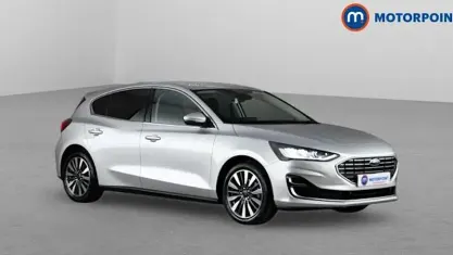 Used Ford Focus Titanium 125 HP (91 kW) 2022 Silver Hatchback