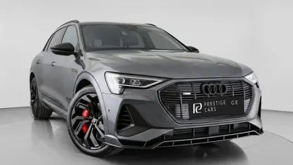 Begagnad Audi e-tron Black Edition 230 kW (313 HK) 2022 SUV
