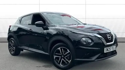 Used Nissan Juke N-Connecta 114 HP (83 kW) 2025 Black SUV