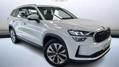 Moon white metallic Used 2024 Skoda Kodiaq SE SUV | £29,999 (Fair price)
